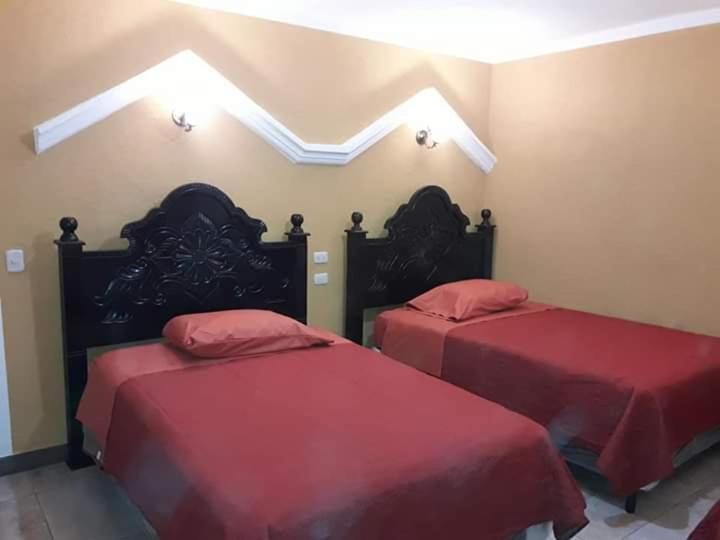 Hotel Tinamit San Pedro La Laguna Eksteriør billede